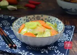 Illustration of how to make stir-fried lettuce slices 12