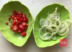 Pickles with pickled vegetables - Fried rice with Northeastern pickled cabbage - Spicy and sour rice recipe illustration 5