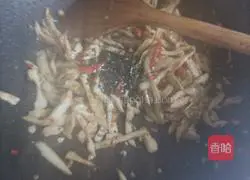 Illustration of how to make stir-fried king oyster mushrooms 12