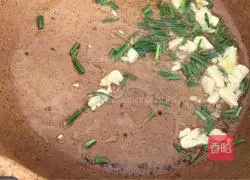 Illustration of how to mix celery and carrots with cauliflower 8