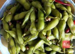 Illustration of cooking edamame 5