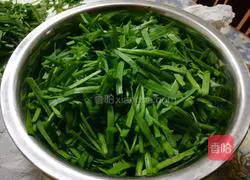 Illustration of how to make pickled leeks 1