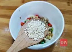 Illustration of how to make cold hand-shreded eggplant 6