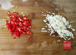 Illustration of how to make king oyster mushrooms with spinach 15