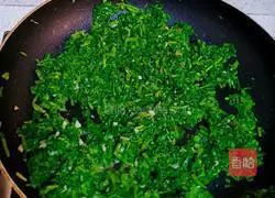 Illustration of how to make stir-fried radish 8