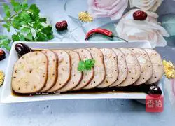 Illustration of how to make glutinous rice lotus root 12