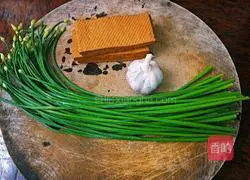 Stir-fried and dried chive flowers Illustration of how to do it 1