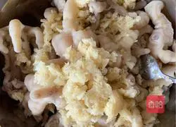 Illustration of how to make boneless chicken feet 3