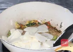 Illustration of how to cook sweet potatoes with pepper 5