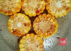 Illustration of how to make salt and pepper corn 6