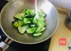 Illustration of how to stir-fry rapeseed 4