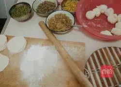 Illustration of how to make vegetarian buns 2