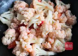 Illustration of how to stir-fry cauliflower with tomatoes 6