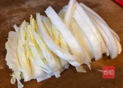 Illustration of how to make stir-fried cabbage 1