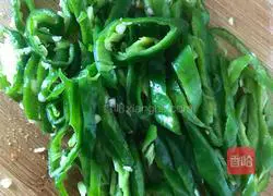 Illustration of how to make fried shredded potatoes 2