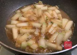 Illustration of how to cook scallops and winter melon 7