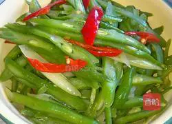 Illustration of how to make stir-fried shredded beans 8