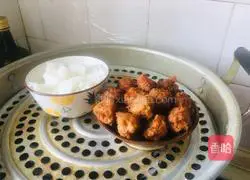 Illustration of how to make radish meatballs in a bowl 2