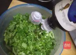 Illustration of how to make radish and cucumber 6