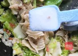 Illustration of how to make fried bean curd with cabbage 10