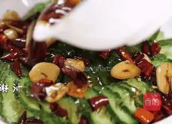 Crisp and refreshing coir raincoat cucumber Illustration of how to do it 5