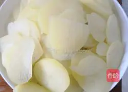 Illustration of how to make fried potato slices 6