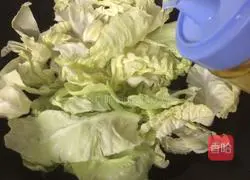 Illustration of how to stir-fry cabbage 3