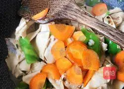 Illustration of how to make hot pepper dried tofu 7