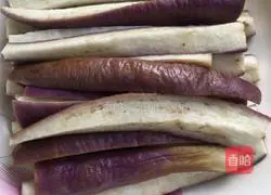 Illustration of how to make steamed eggplant with pickled vegetables 7