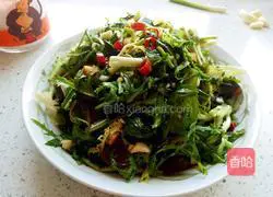 Preserved egg mix Illustration of how to make bitter chrysanthemum 15