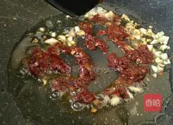 Illustration of how to make fish-flavored potato shreds 4