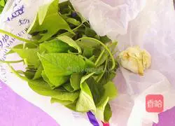 Illustration of how to stir-fry sweet potato leaves 1