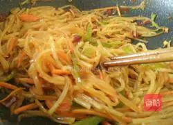 Illustration of how to make fish-flavored potato shreds 9