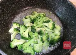 Garlic broccoli recipe 12