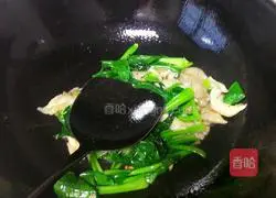 How to stir-fry oyster mushrooms with green vegetables Illustration 7