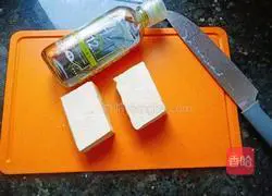 Illustration of how to make fried tofu 1