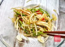 Illustration of how to make cold conch meat 6