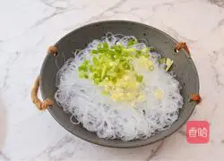 Illustration of how to make cold vermicelli 6