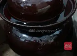 Illustration of soaking sour beans 7