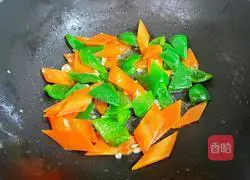 Illustration of how to cook cauliflower with green pepper 7