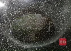 Illustration of how to stir-fry grass heads 4