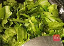 Illustration of how to make stir-fried lettuce 5