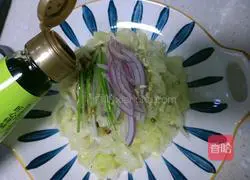 Illustration of how to make cold cabbage 7