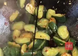 Cucumbers roasted in sauce Practice illustration 6