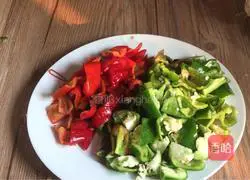 Illustration of how to make diced winter melon with soy sauce 2