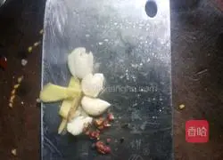 Illustration of how to make fried water spinach 2