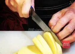 Illustration of how to cook broccoli with potato sticks 2