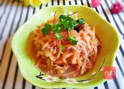 Illustration of how to make stir-fried shredded radish 1