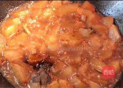 Illustration of how to cook potatoes with fresh peaches 10