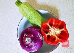 Stir-fried zucchini#Summer Refreshing Light Food#Recipe Illustration 1